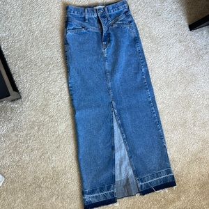 Maxi Skirt XXS (Mango brand)